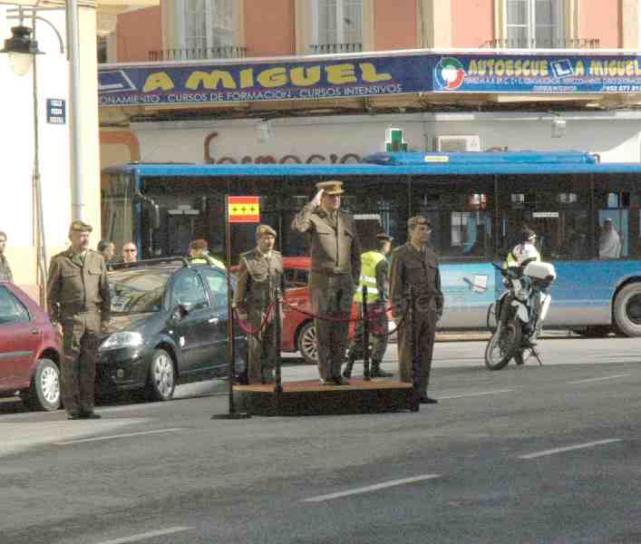 El Estado Mayor del Ejército se interesa por temas relacionados con la guarnición melillense