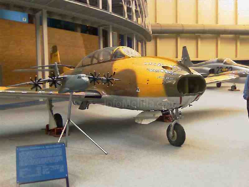 El Real Aeroclub de Sevilla manda nueve tripulaciones a Melilla para celebrar un encuentro