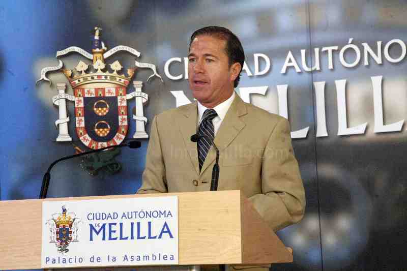 La Ciudad Autónoma limita a tres puestos de trabajo su oferta para 2011