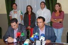 Muñoz: “Javier Arenas ha venido a apoyar a Imbroda y al PP, no a Melilla”