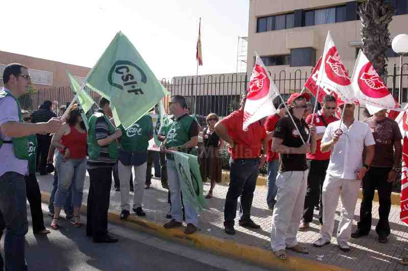 Los sindicatos advierten que los recortes afectarán también al sector privado