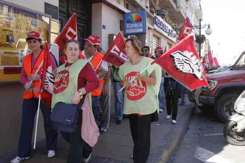 UGT y CC.OO. califican de “muy positiva” la incidencia de la huelga en Melilla y el 65 por ciento de parón registrado en el sector privado