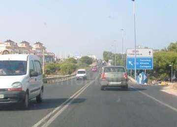 El Ministerio del Interior pone en marcha el operativo para velar por la seguridad y la fluidez en las carreteras durante el verano