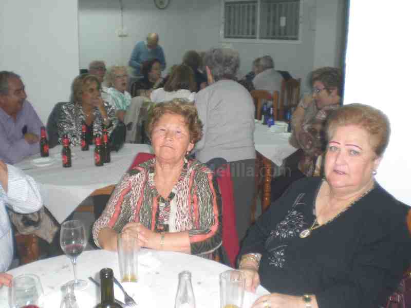Castañada y cumpleaños en la Casa de Melilla en Almería