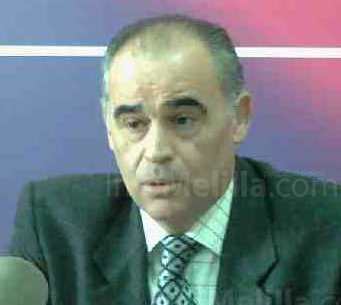 Guerra califica de 'fuera de contexto y trasnochada' la pretendida competencia educativa