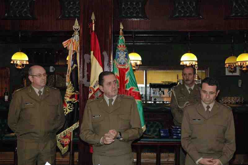 El 2º Jefe del Estado Mayor del Ejército muestra su satisfacción por el elevado nivel de preparación observado en la Comandancia de Melilla
