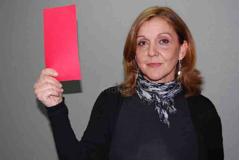Sarompas afirma que el Gobierno central sigue trabajando para erradicar la violencia de género