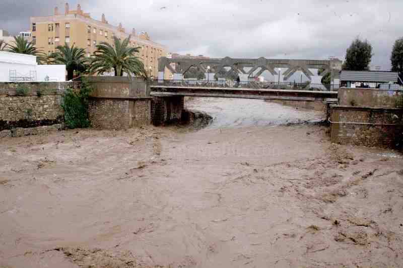 El Ministerio de Medio Ambiente destina 1,5 millones de euros para la reparación de los daños producidos por las lluvias en Ceuta y Melilla