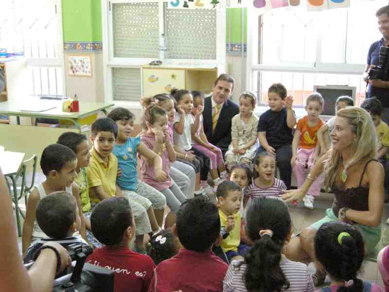 El curso escolar arranca con 18.124 alumnos y 1.273 profesores con 'absoluta normalidad