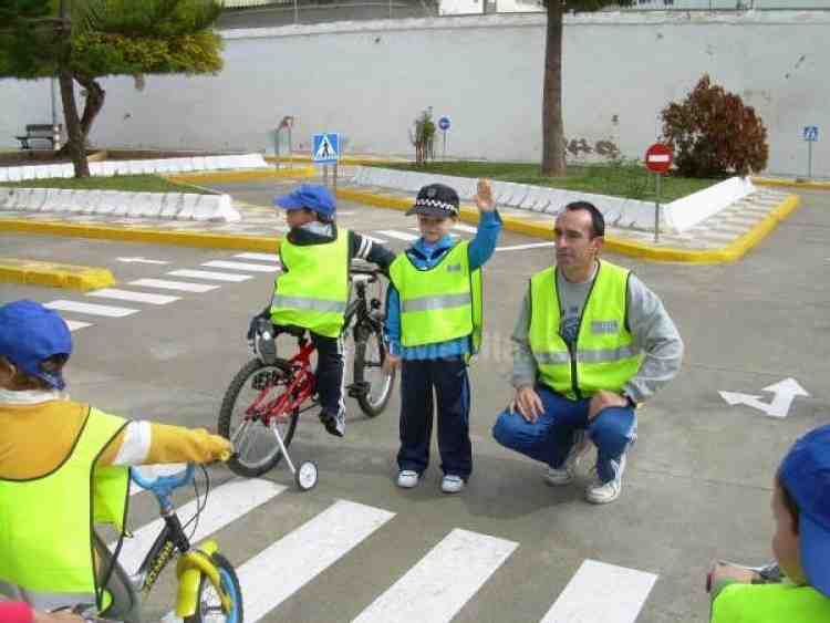 Más de 10.000 alumnos melillenses recibirán este curso clases teóricas de educación vial gracias al área de Seguridad Ciudadana