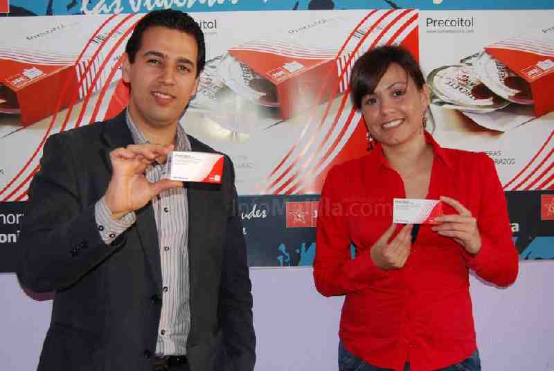 Amin Azmani junto a Nazaret García