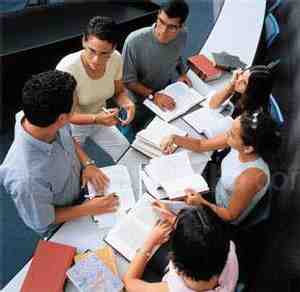 El Ministerio de Educación fija la cuantía de las becas para los estudiantes melillenses