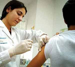 El Ministerio de Sanidad pone en marcha el programa de 'La salud también viaja 2010'