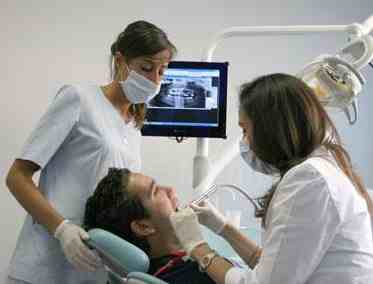 En Melilla y Ceuta hay 26 dentistas por cada 100.000 habitantes