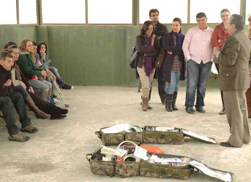 El Ministerio de Defensa se interesa por la formación de los técnicos en emergencis sanitarias