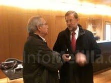 Imbroda y Rajoy analizan la crisis económica durante su encuentro en Barcelona
