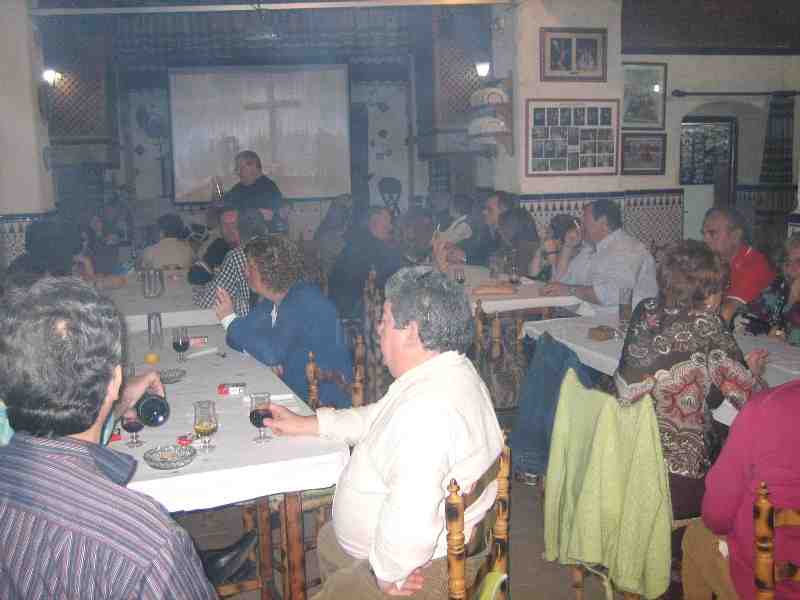 'Los Cabales' celebran su XVIII aniversario con cuatro fines de semana de música ligera y española