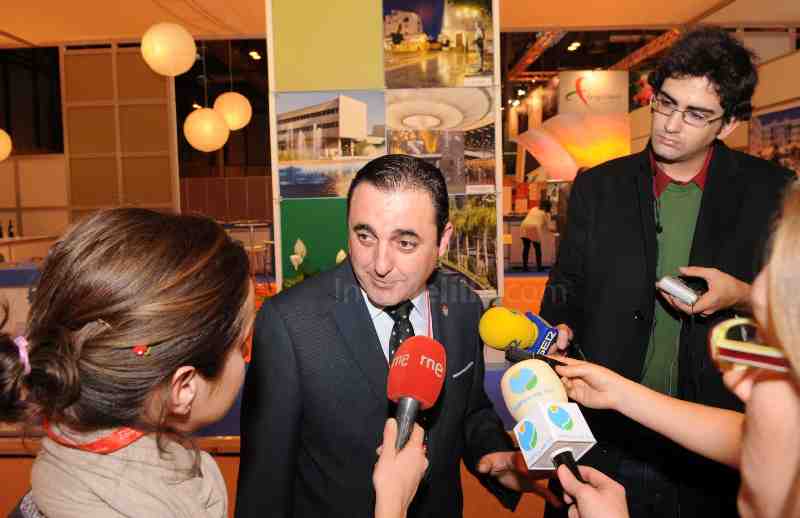 Además de acuerdos y convenios, el Día de Melilla en Fitur también deja interesantes imágenes