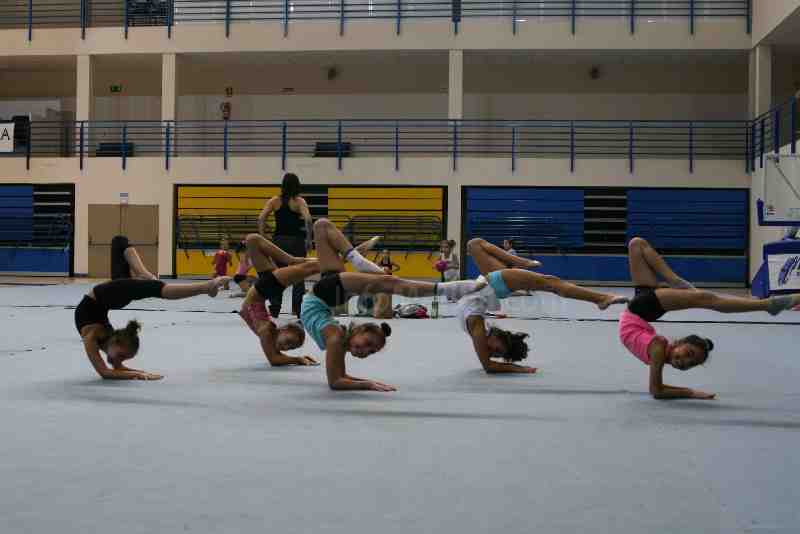 Deseamos toda la fortuna del mundo para nuestras guapisimas y jovencísimas gimnastas