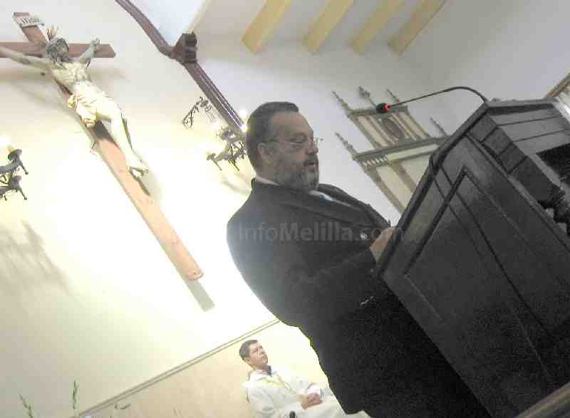 Manuel Lozano recita un inolvidable Pregón a la Hermandad de María Santísima del Rocío