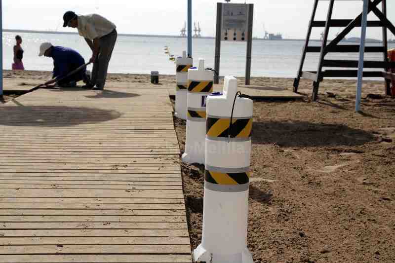 La Playa de San Lorenzo de Melilla se convierte en la cuarta de todo el país en disponer de un sistema de audio-baño para personas invidentes