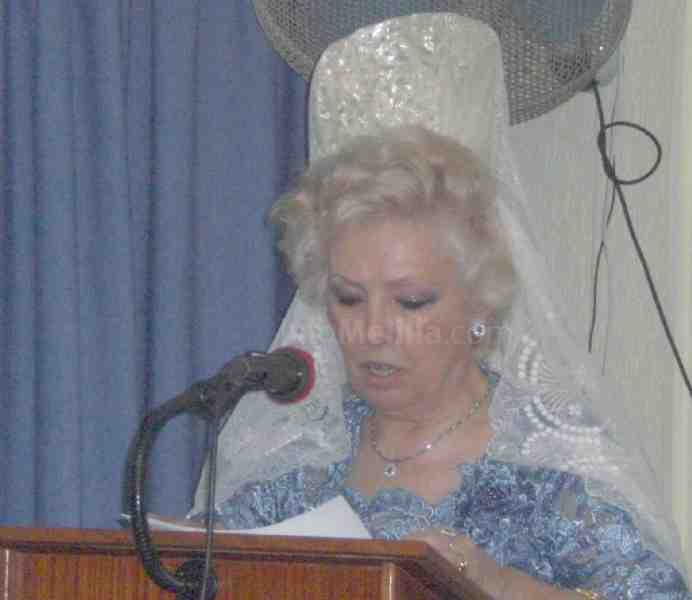 Los melillenses de Almería cantan a la Mantilla Española con su mejor poesía