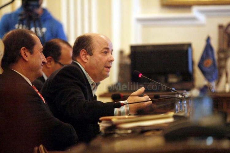 Daniel Conesa ha defendido la postura del Gobierno