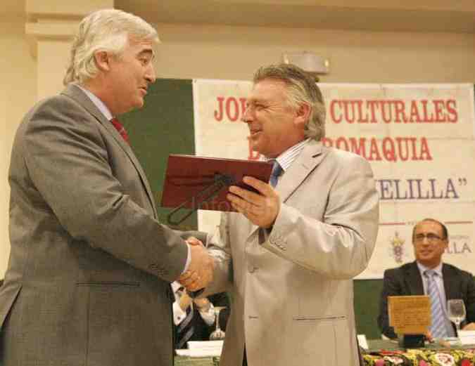 Luis Miguel Encabo seduce en la clausura de las VIII Jornadas Culturales de Tauromaquia