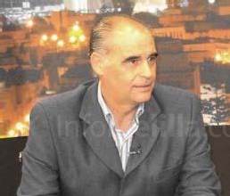 Emilio Guerra cree que PP y PSOE padecen un 'enorme descalabro' en su confianza electoral