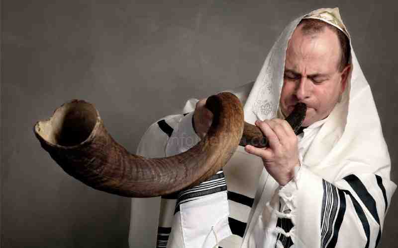Mil judíos melillenses celebran a la caída de la tarde el Yom Kippur o Día del Perdón