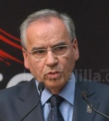 Alfonso Guerra, presidente de la Comisión Constitucional del Congreso y ex vicepresidente del Gobier