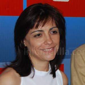 Ana Fuentes 'lamenta las piedras' que el PP melillense pone a la política de viviendas de Madrid