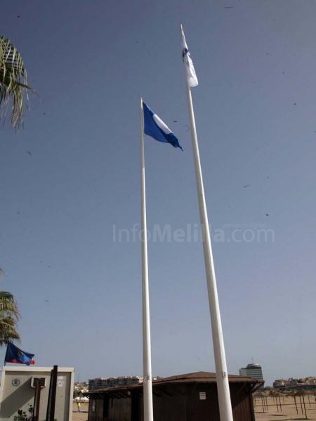 Las playas de Melilla, de las mejores equipadas en servicios y mantenimiento