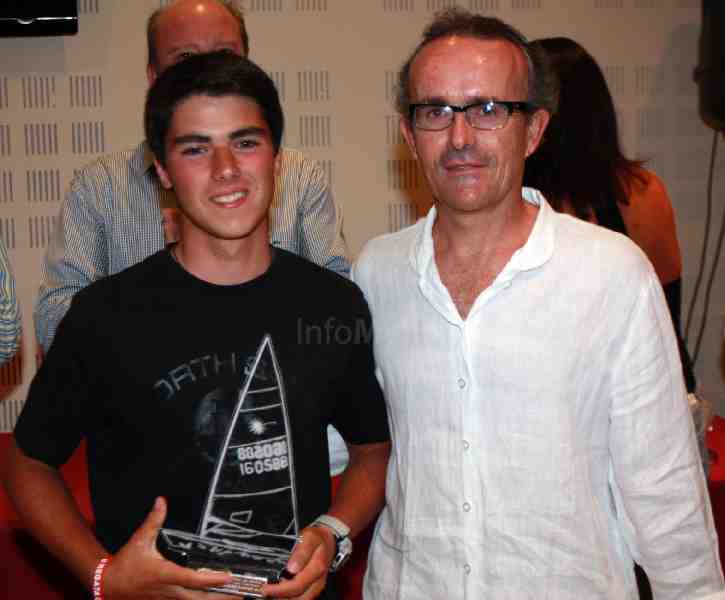 Ocio y deporte: Los Campeonatos "Virgen del Carmen 2010" se cierran con la entrega de trofeos