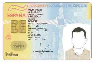 La Ciudad Autónoma y el Ministerio de Industria ofrecen una sesión formativa sobre el uso del DNI electrónico