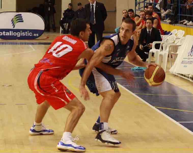 Oscar en plena acción