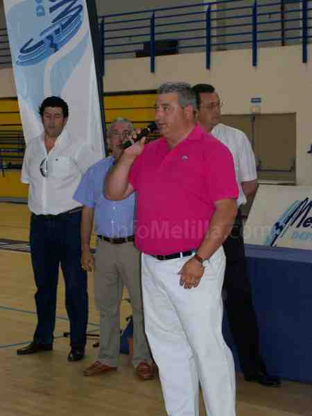 El presidente dirigió unas palabrs a los asistentes
