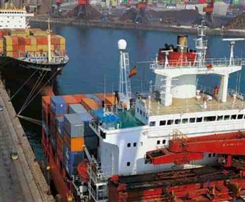 El puerto melillense crece en el tránsito de graneles sólidos un 46,2 por ciento en el primer semestre