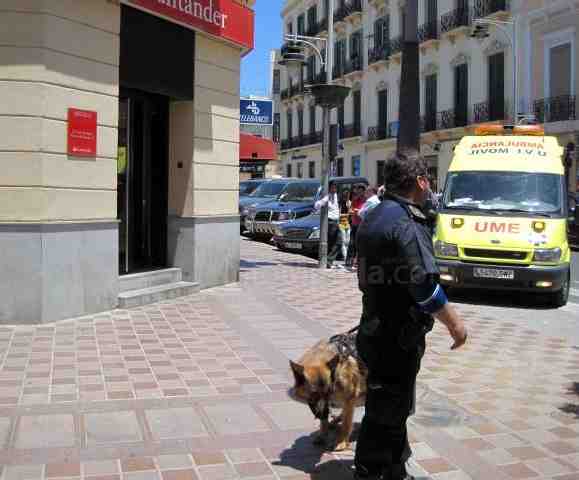 Detenido un individuo cuando intentaba perpetrar un atraco en una sucursal del Banco Santander en Melilla (AMPLIACIÓN)