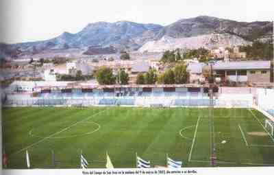 Estadio "Francisco Artés Carrasco" escenario del Caravaca-Granada