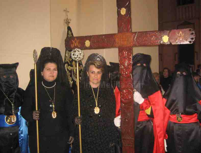 Ay, Dios, qué seriedad la del Humillado en la procesión de la Piedad