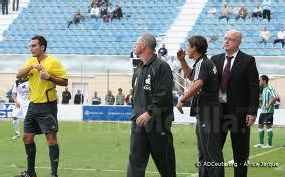 Arcediano Monescillo dirigendo un partido