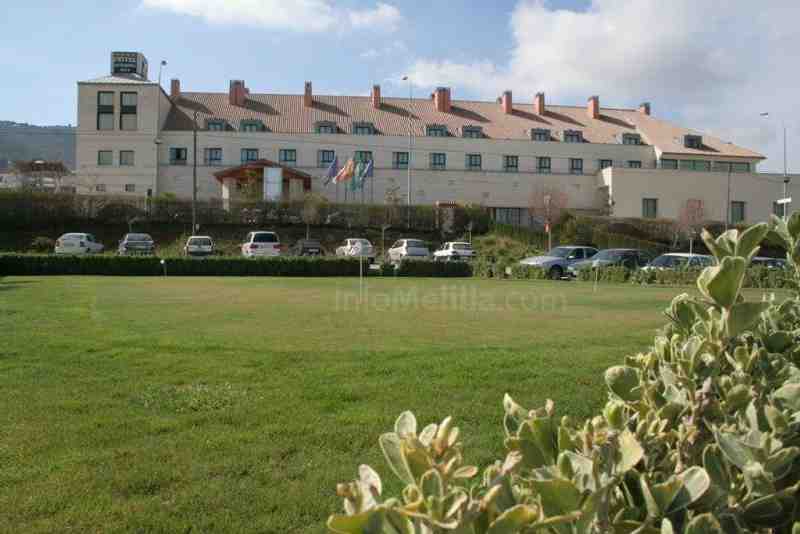 El familiar "Antequera Golf", como estar ya en casa