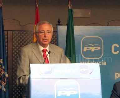 Juan José Imbroda, presidente del PP de Melilla y de la Ciudad Autónoma