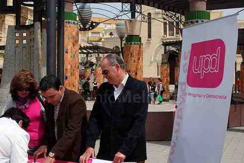 UPyD emprende una campaña de afiliación bajo el lema 'No nos mires. Únete'