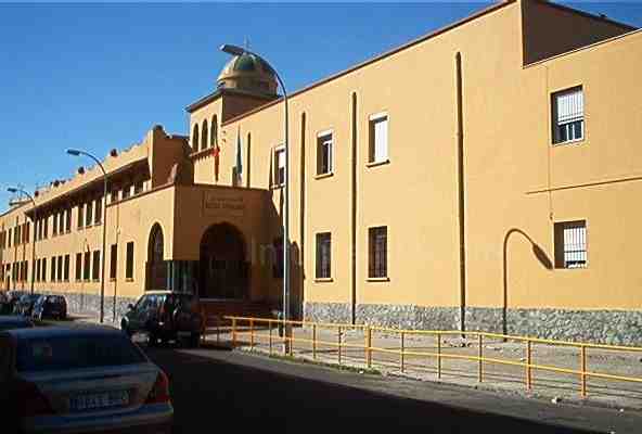 El Ministerio de Educación premia al colegio Reyes Católicos por compensar desigualdades en educación
