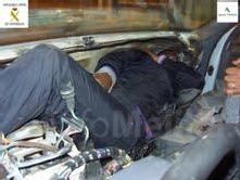 Localizada una inmigrante oculta en el doble fondo del salpicadero de un vehículo procedente de Marruecos
