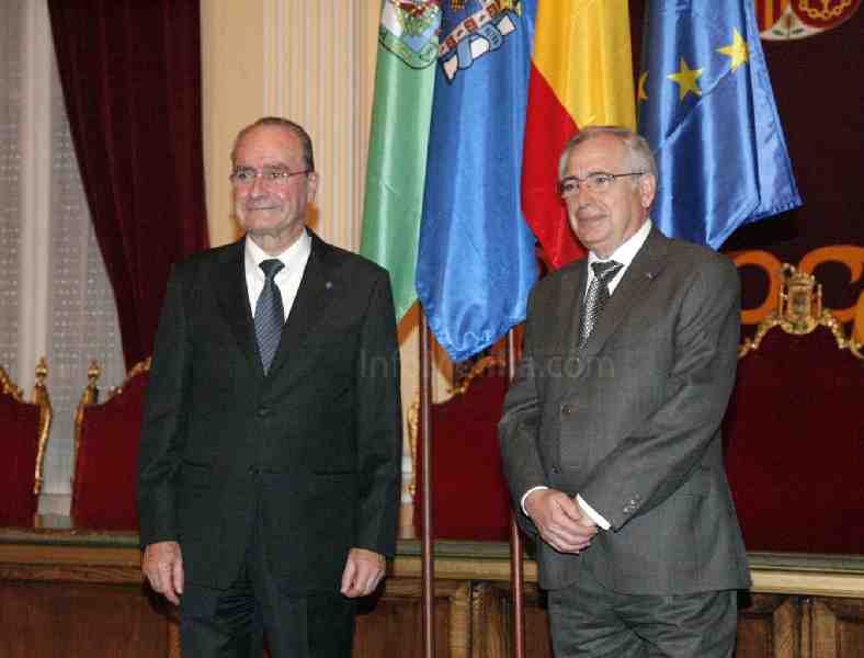 Melilla y Málaga estrechan sus lazos de unión con la firma de un importante acuerdo marco