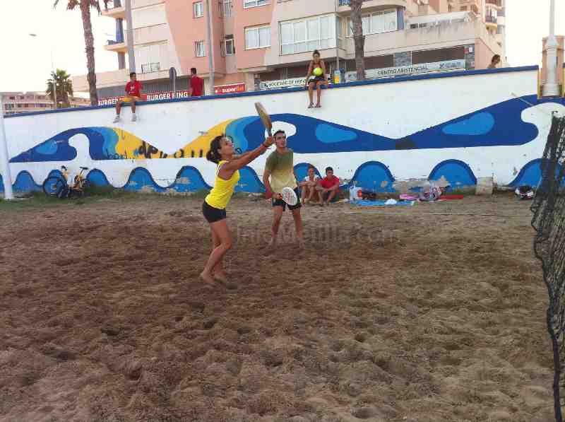 Gran éxito de participación en el III Open de Tenis Playa – Trofeo Empresas Botello