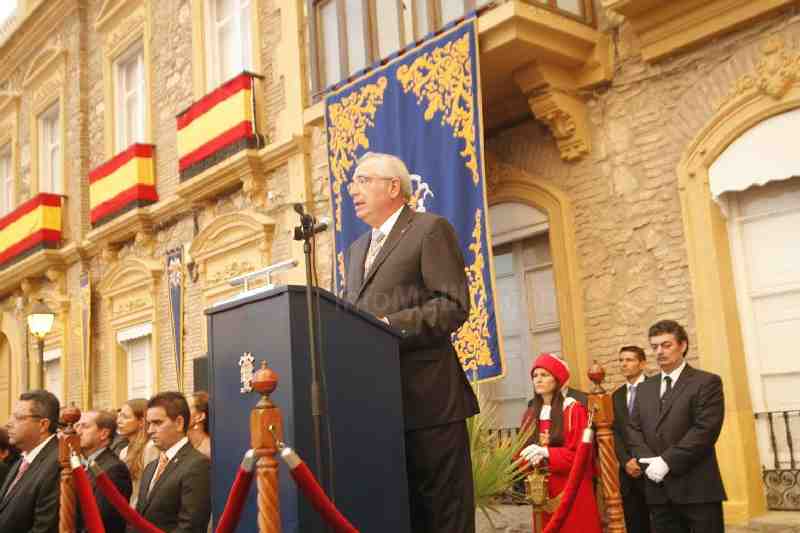 Melilla celebra orgullosa su 513 aniversario como ciudad española y lamenta las voces "anexionistas que pretenden cambiar la historia"